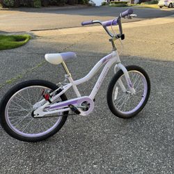 Kids Schwinn Bike- Like New! 18 Inch Wheels