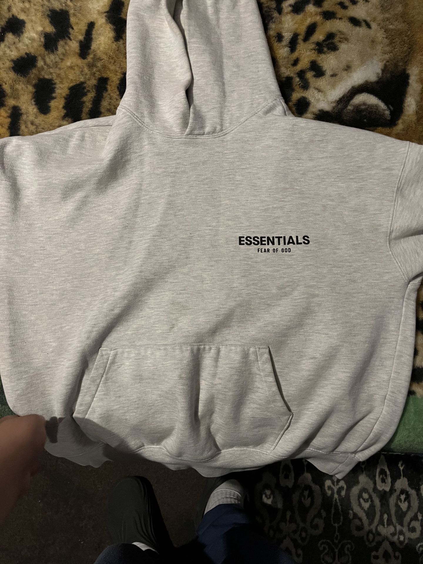 Essential hoodie
