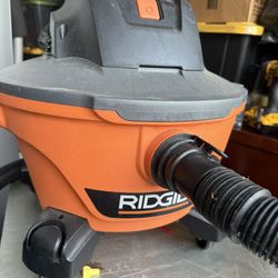 Vacuum cleaner in good condition
