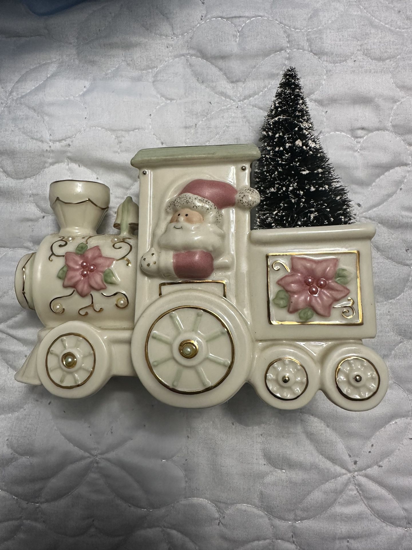 Lenox Petal And Pearls Train Santa Claus Christmas Holiday Figurine with Tree