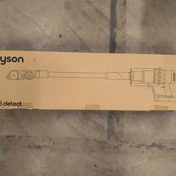 .Dyson-V15-Detect-Pro-cordless-vacuum-cleaner.