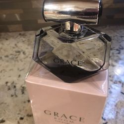  ladies perfume. New in box