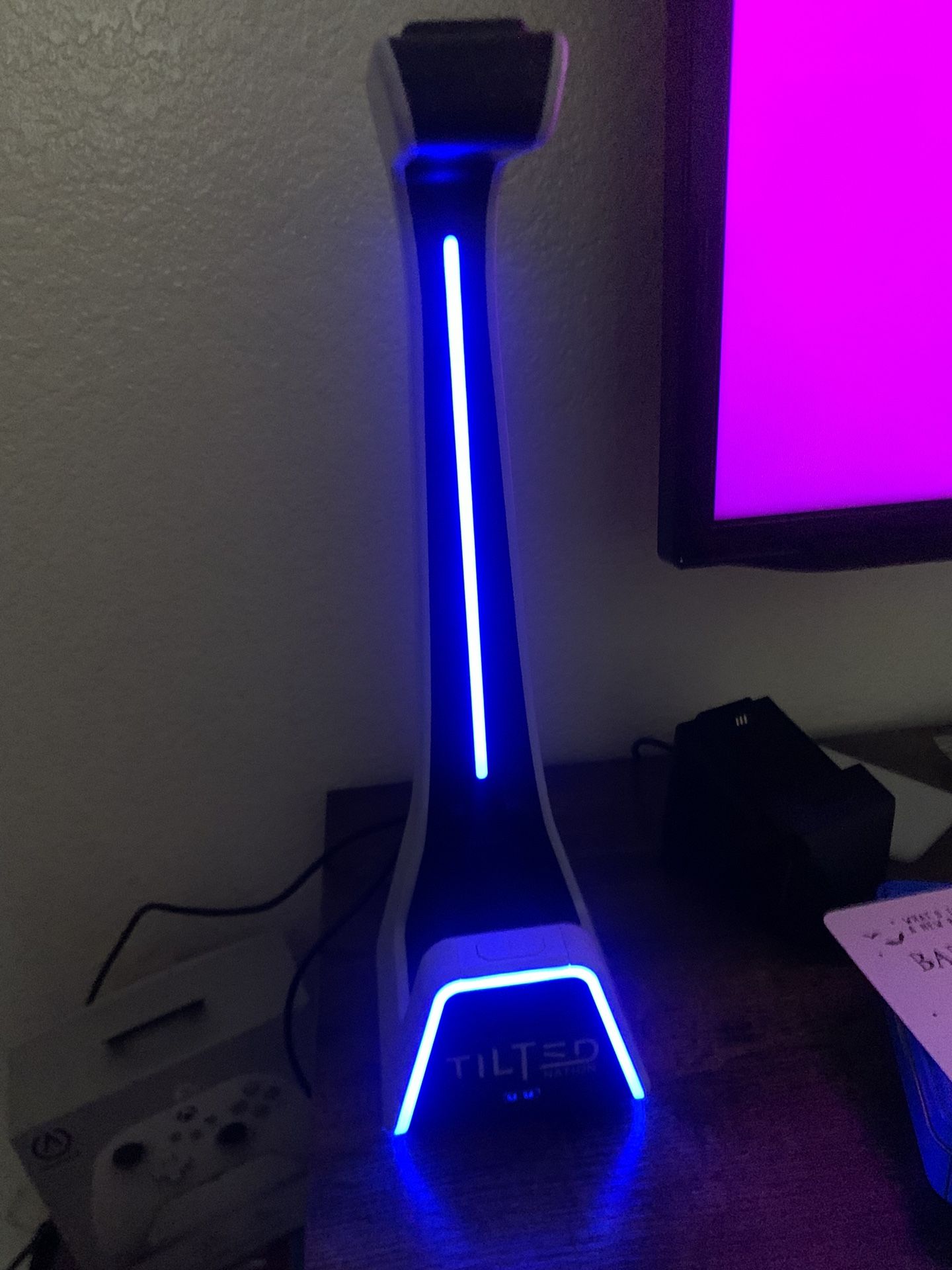 Headphone Stand