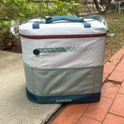 Quechua 35 L Cooler 