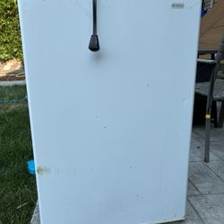 Upright Freezer- Works Great!