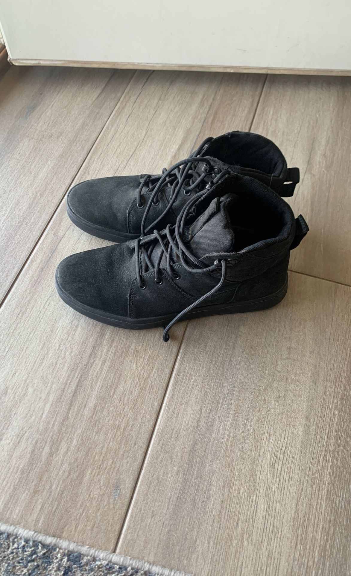 New Timberlands 9.5