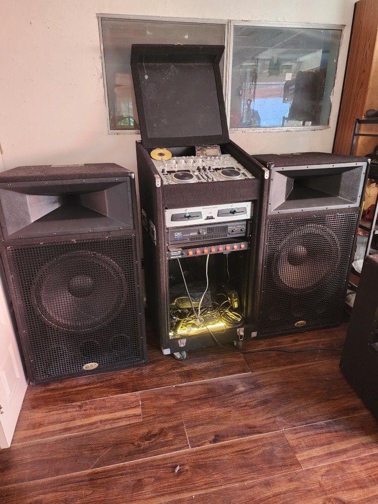 American DJ Set