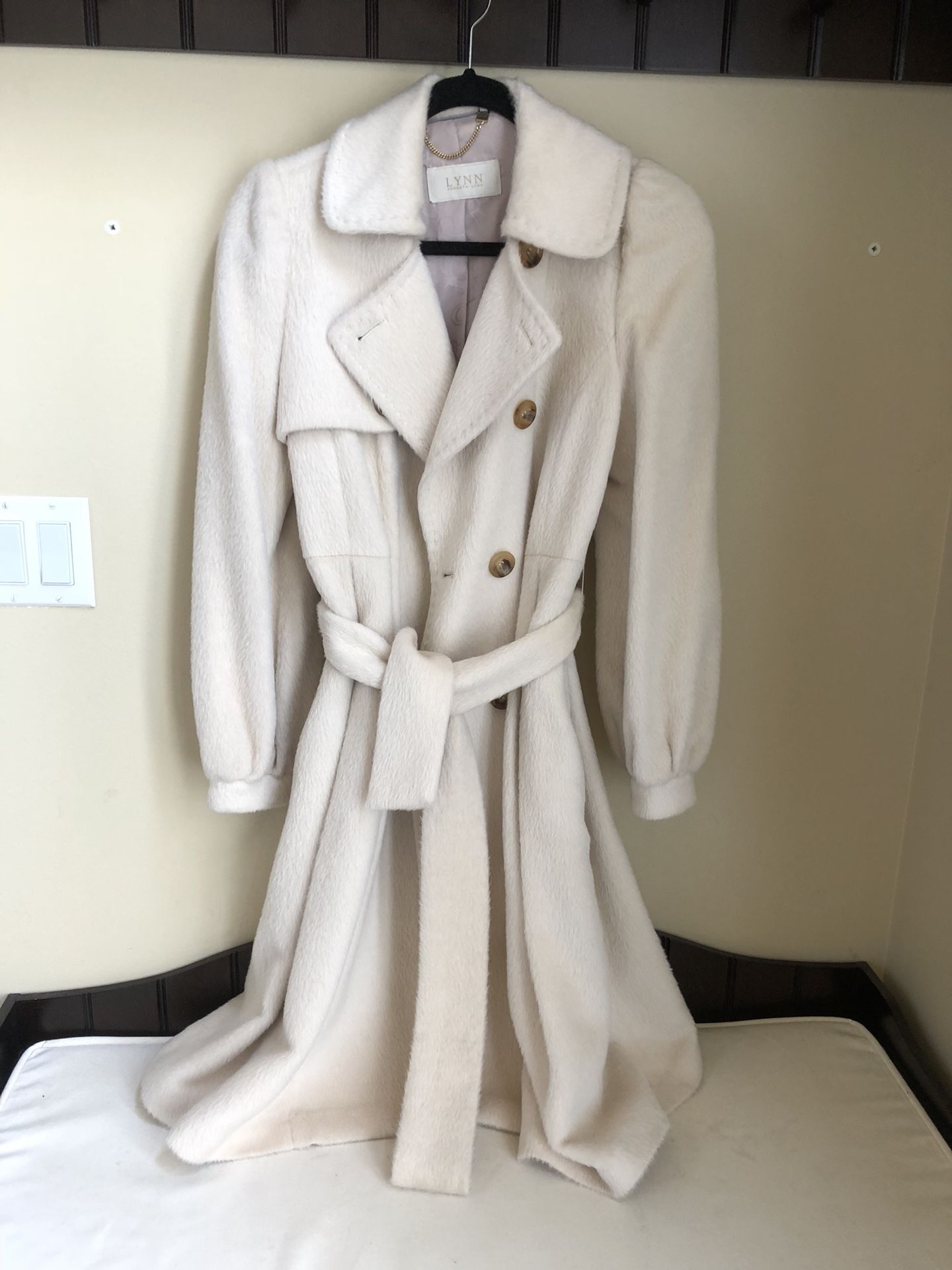 100% alpaca coat size 0-2