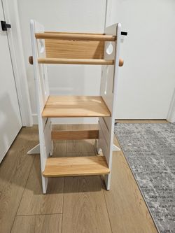 COSYLAND toddler standing tower