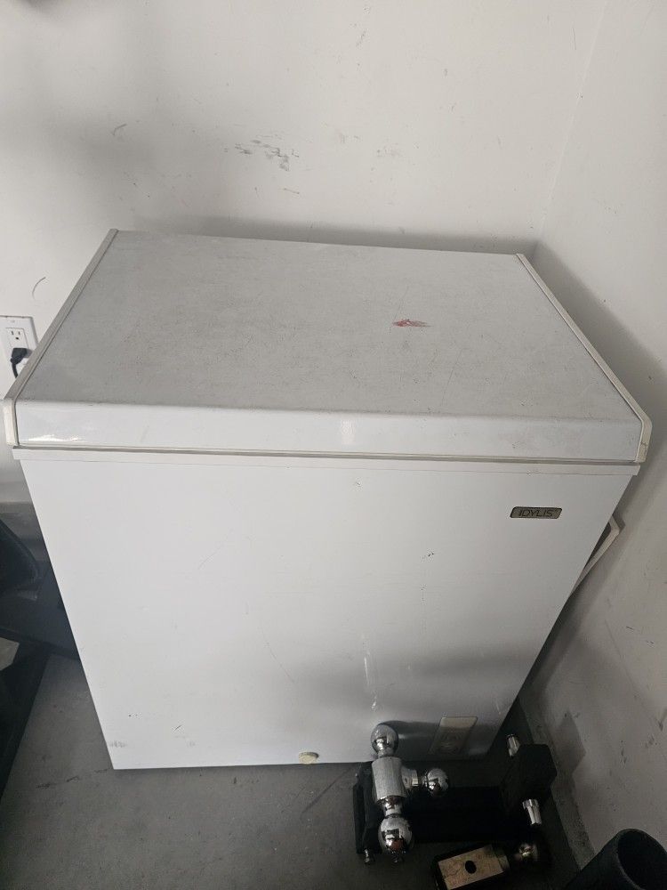 Small Deep Freezer