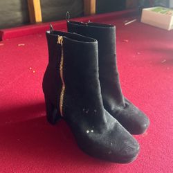 Women’s Black Boots Size 8