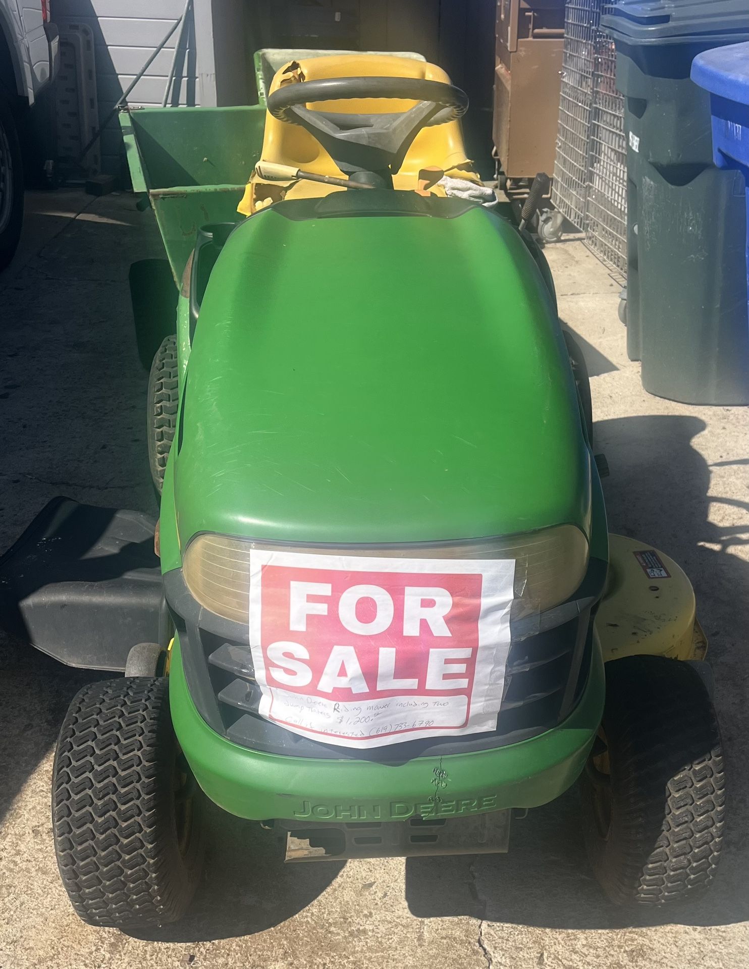 John Deere Riding Mower