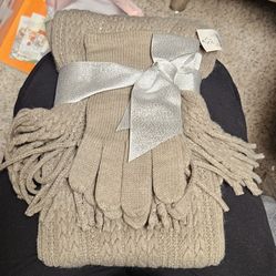 Ny&C Scarf And Glove Set