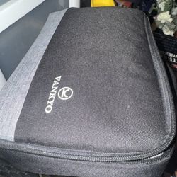 Small projector- Vankyo