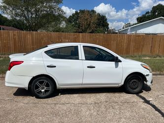 2015 Nissan Versa