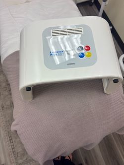 LED LIGHT THERAPY
