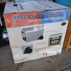 Koolatron 12 Volt Kool Wheeler Cooler & Warmer on Wheels *75.00 Firm* (NEW IN BOX)