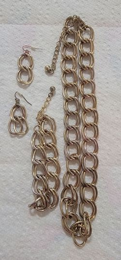 Gold-Tone Chain Link Jewelry Set