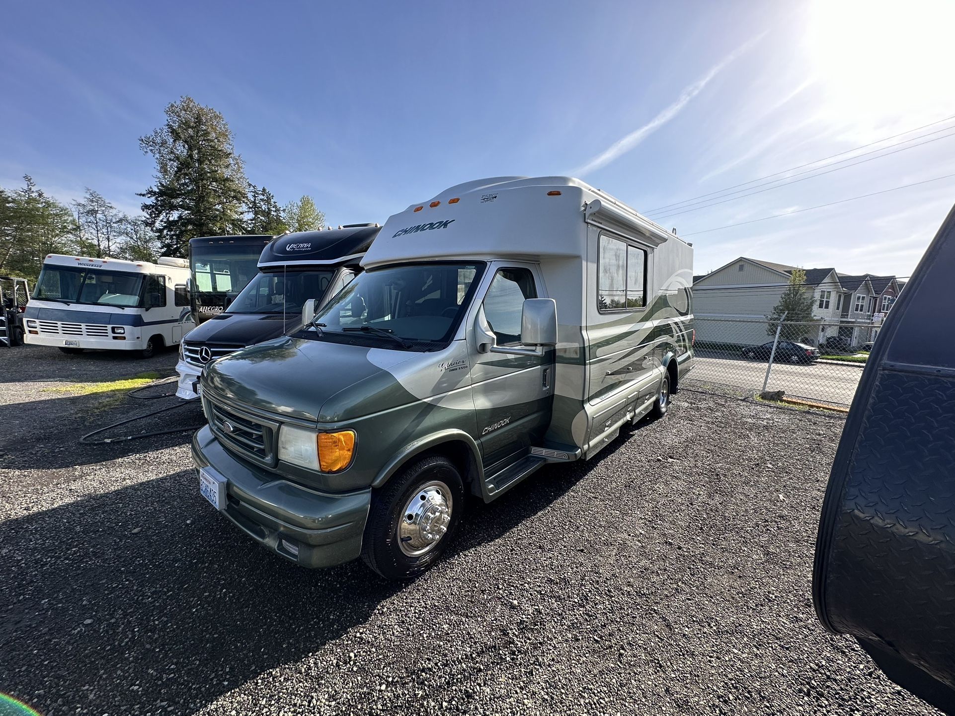 2004 Chinook Glacier for Sale in Lakewood, WA OfferUp