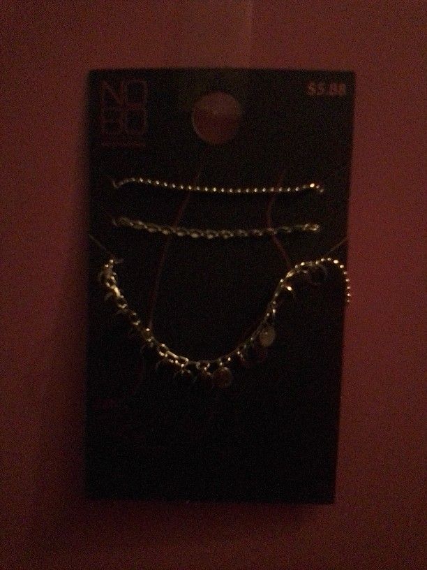 NO BO ANKLETS