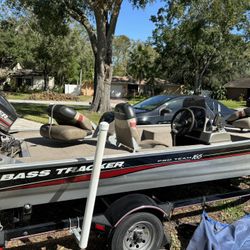 2005 Pro Bass Tracker With Trailer, Brand new Batteries and Tire. Trolling Motor