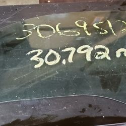 Porsche 996 Parts Driver Window