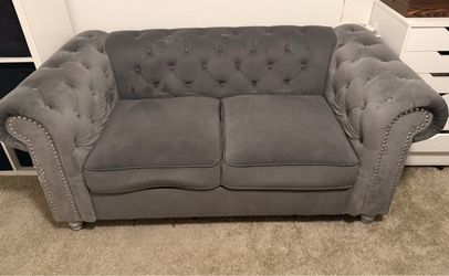 Gray Velvet Chesterfield Loveseat