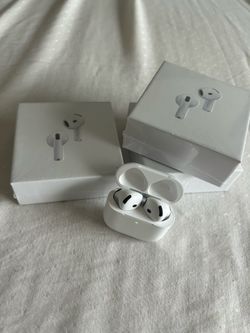 Apple AirPods 4 ANC