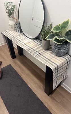 Ethan Allen Console Table