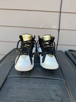 Jordan 7 champagne championship pack size (Sz)  11 men’s