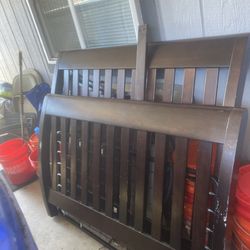 Baby crib