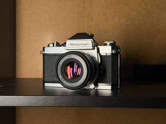 Nikkormat FT3 w/ 50mm F1.8