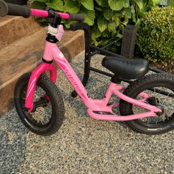 Specialized Hotwalk Balance Bike 12” kids toddler