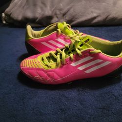 ⚽️🔥ADIDAS F50 WOMEN SOCCER CLEATS ... SUZE8.5 Just $25