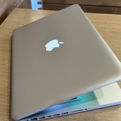 Apple MacBook Pro 13” I5/8GB/256GB SSD $140