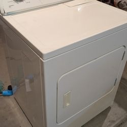 Whirlpool Electric Dryer, Excellent Condition 