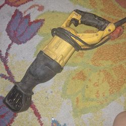 Dewalt Saw