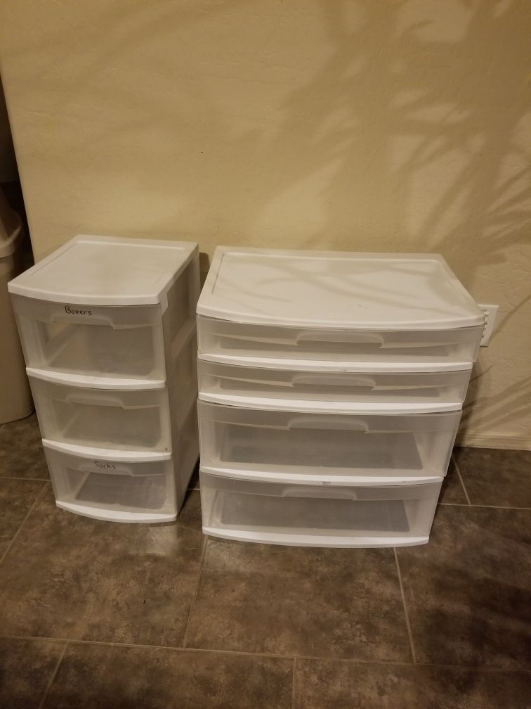 Plastic organizer