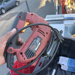 Chicago Electric 5 Amp Heavy Duty Tool-Free Variable Speed Orbital Jig Saw (Item 69582)