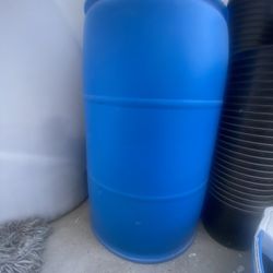 60 Gallon Water Barrels/tanks