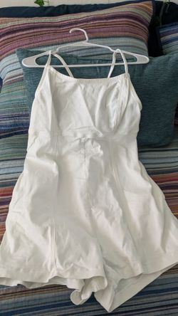 American Eagle Romper with pockets