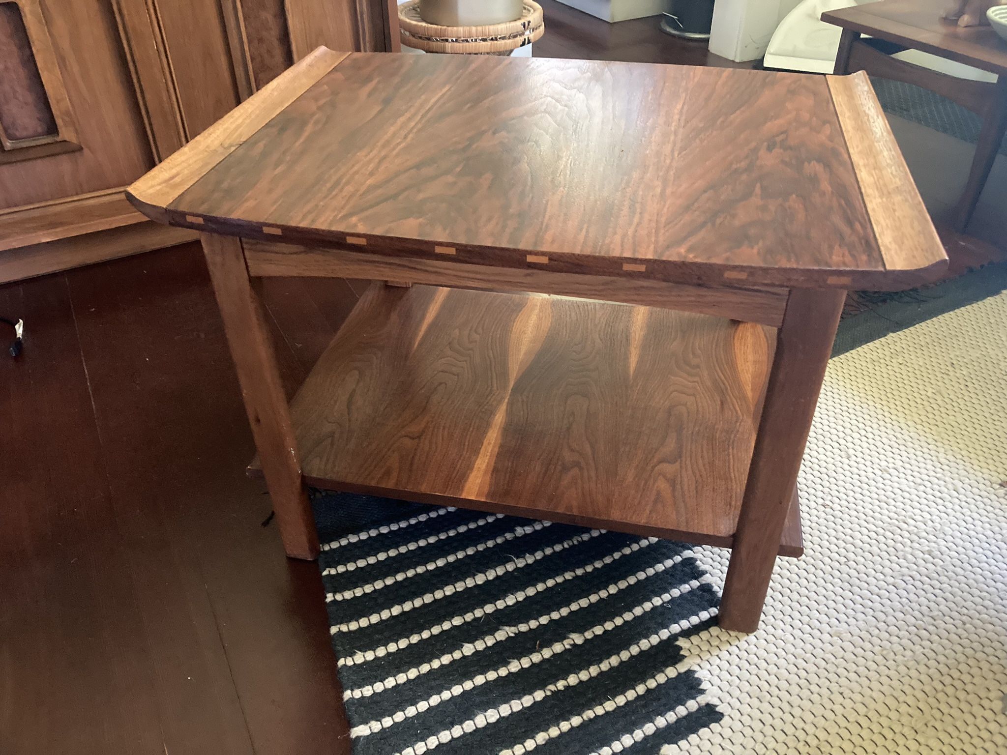 MCM Lane Vogue Side Table - End Table - Small Coffee Table