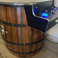 New 2 Sided 26'' Screen Wine Barrel Arcade with 516 Games and Trackball!