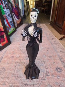 Handcrafted La Catrina decorative figure made of papier-mâché