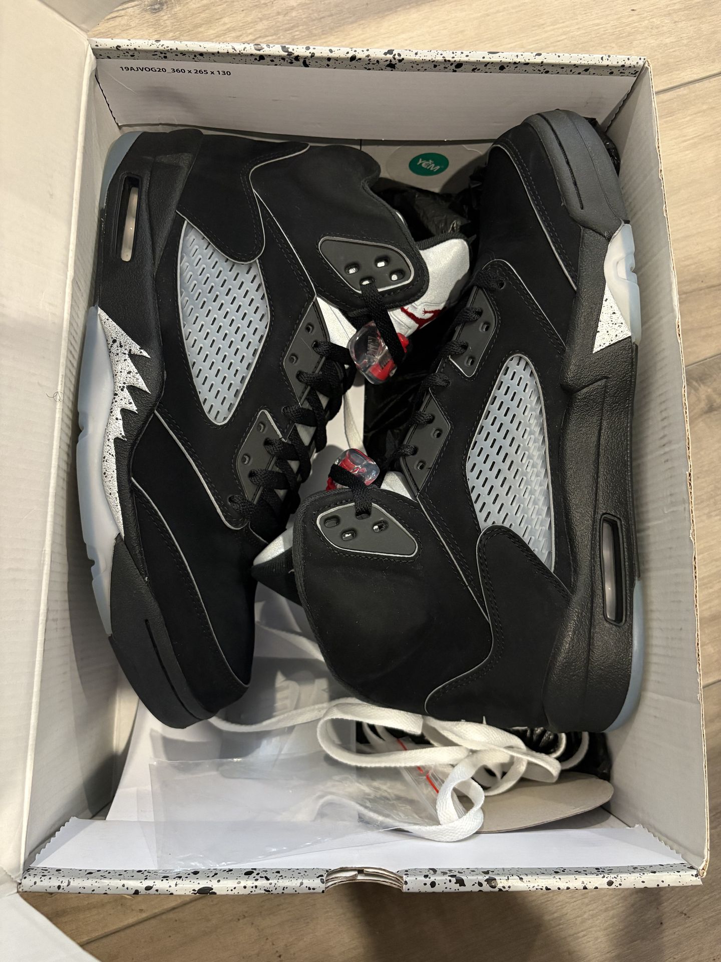 Jordan 5 metallic size 12 clean