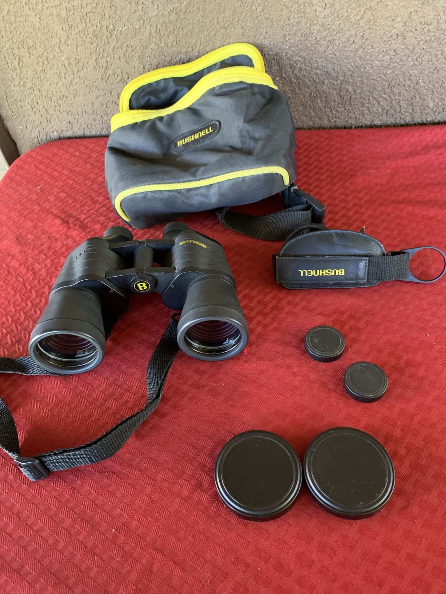 Vintage Bushnell Insta Vision Binoculars 10x50 Wide Angle 370ft @ 1000yds w/Case