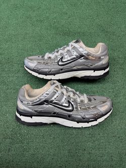 NIKE P-6000 METALLIC SILVER SIZE 11.5