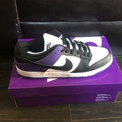 NIKE SB DUNK LOW COURT PURPLE $160