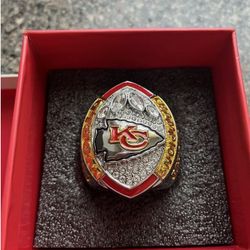 Chiefs 2023/2024 Fans Edition Super Bowl Ring With The Box 