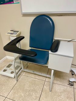 Professional Medical Blood Draw / Phlebotomy Station